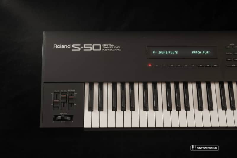 Roland S-50 61-Key Digital Sampling Keyboard 1986 - 1990 - Black