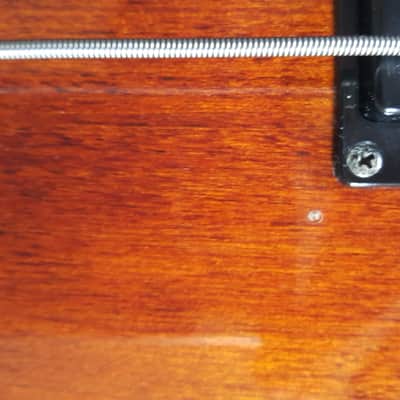 Hohner The Jack Natural Walnut Gloss, 24 frets, Headless, Steinberger Bridge, EMG Active pickups + X image 13