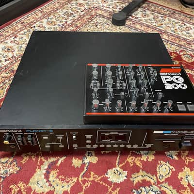 Roland MKS-30 Analog Synthesizer with PG-200 controller