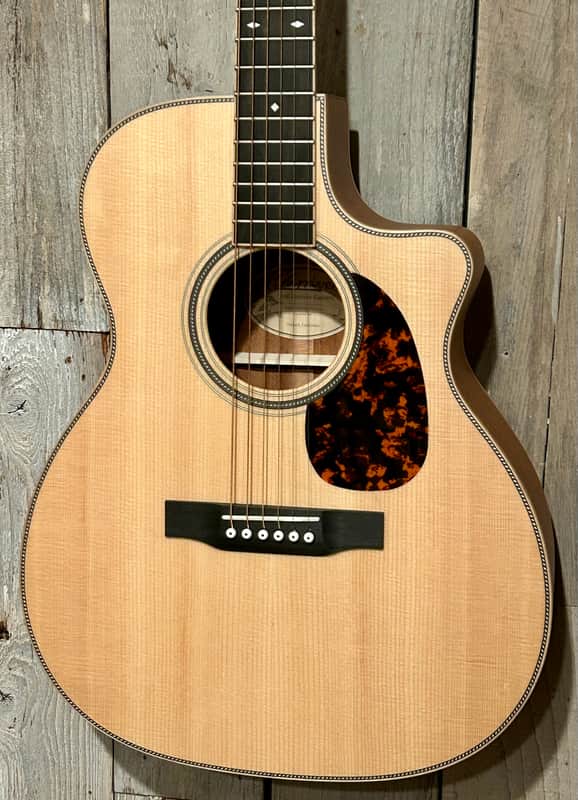 Pristine Larrivee OMV-40 Cutaway Spruce Top, Mahogany Back & Sides, OHSC, Includes Pro Setup & Ships Fast ! image 1
