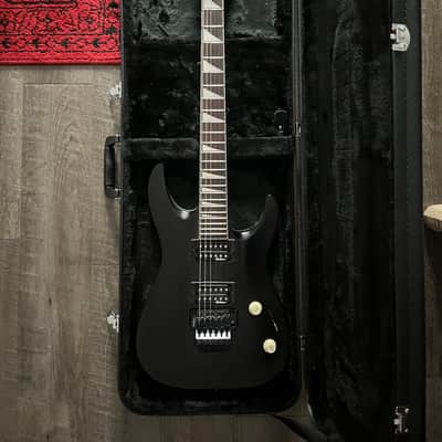 Jackson  JS32 DKA Satin Black / Amaranth + Gator Case image 1