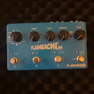 TC Electronic Flashback X4 Delay & Looper Pedal image 1
