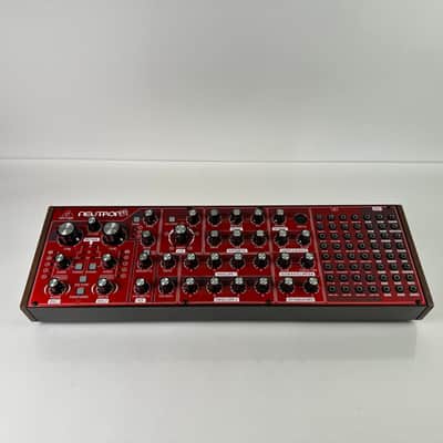 Behringer Neutron Paraphonic Analog Semi-Modular Synthesizer