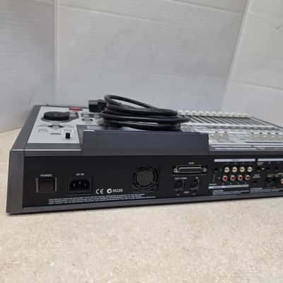 Roland VS-1824CD 24-Bit Digital Studio Workstation 2002 - 2003 - Gray image 11