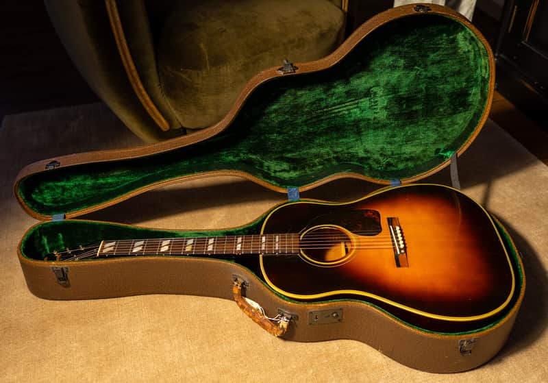 1944 Gibson Southern Jumbo - Excellent