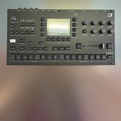Elektron Octatrack MkII black — MINT & under WARRANTY image 2