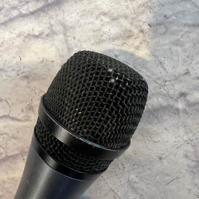Sennheiser E835 Dynamic Vocal Microphone image 3