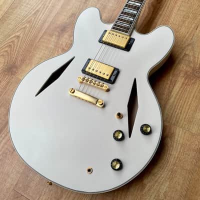 Epiphone Emily Wolfe "White Wolfe" Signature Sheraton Aged Bone White image 7