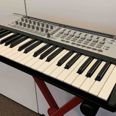 Novation ReMOTE 37SL MIDI Controller Keyboard w. Joystick, Trackpad, & Aftertouch image 2