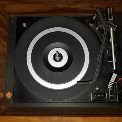 Magnavox Vintage Stereo console 1970's Brown image 3