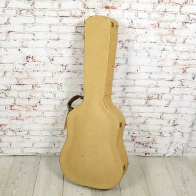Unbranded - Dreadnaught Acoustic Guitar Hardshell Case - USED