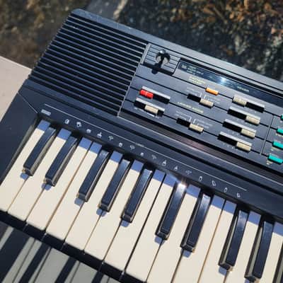 Kawai WK40 Synthesizer and MIDI Controller 1980s image 4