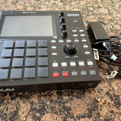 Akai MPC One Standalone MIDI Sequencer 2020 - Present - Black image 4