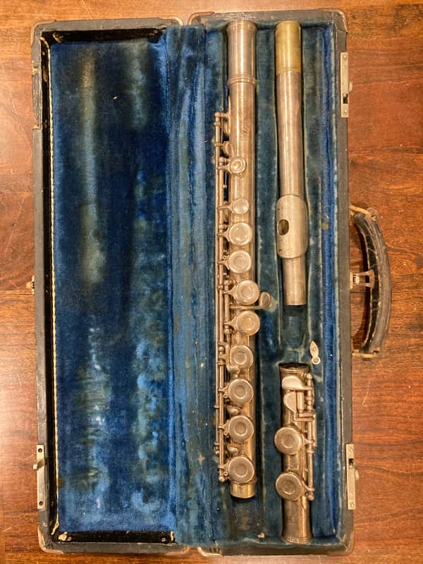 Armstrong 104 Student Model Closed-Hole Flute image 1
