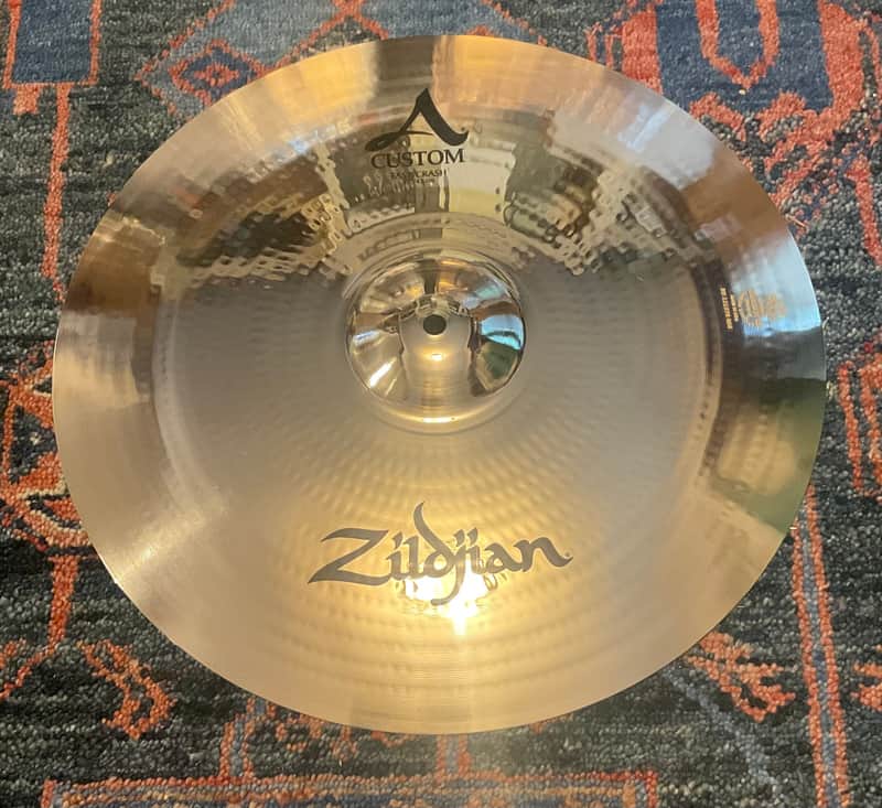 Zildjian 17" A Custom Crash image 1