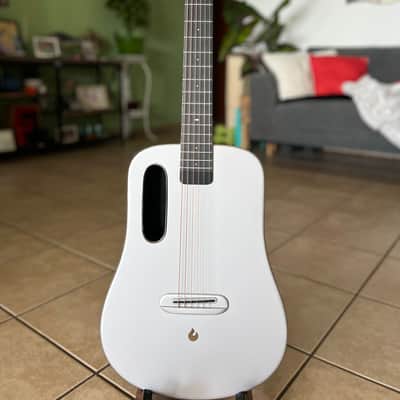 LAVA ME AIR Portable Acoustic/Electric Guitar w/ Bag image 1
