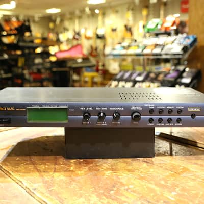 Roland SRV-3030 24-Bit Digital Reverb 1999 - 2001 - Blue image 2