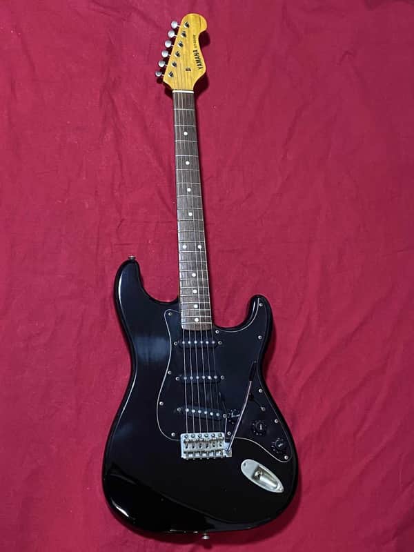 Yamaha ST-400R Black Japan Vintage 1980's Electric | Reverb España