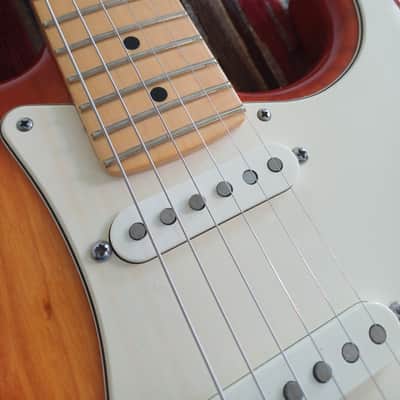 Fender American Standard Stratocaster with Maple Fretboard 2008 - 2016 - Sienna Sunburst image 9