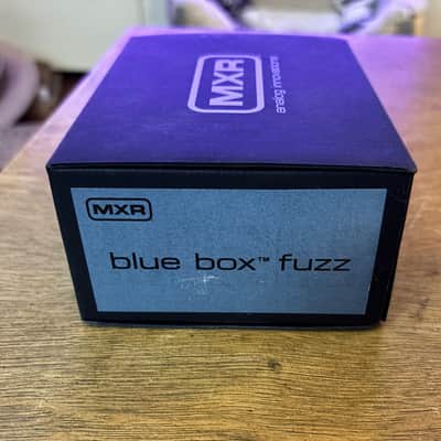 MXR Blue Box Octave Fuzz Distortion Guitar Effects Pedal M103 image 2