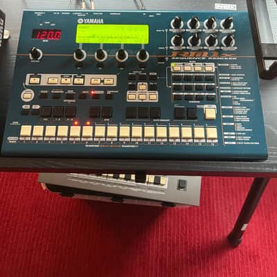 Yamaha RM1X 2000