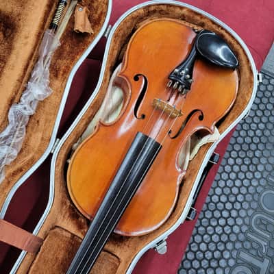 Rudolf Buchner Model 521 15.5 inch Viola with case 1964 - Natural image 23