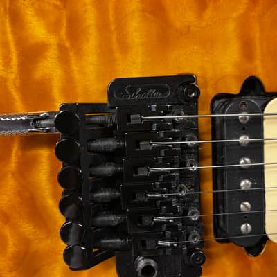 Peavey EVH Wolfgang Special Amber Quilt Electric Guitar w Case image 2