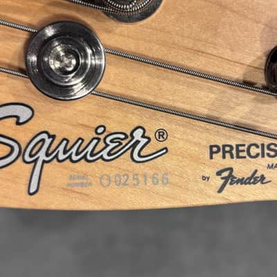 Squier Precision Bass silver series 1993-94 UNPLAYED image 15
