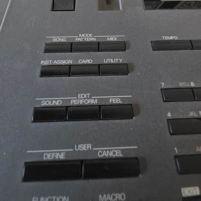 Roland R-8 Human Rhythm Composer 1980s -w/original manual image 14
