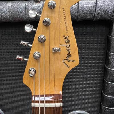 Fender Stratocaster 75th anniversary 2021/22 - crimson transparent red image 7