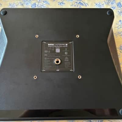 RØDECaster Pro II Podcast Production Studio + SKB iSeries Waterproof Case image 4