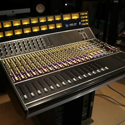API 1608 Analog Recording Console image 2