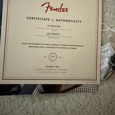 Fender American Professional Stratocaster 2017 - Mint, Quick sale price image 7