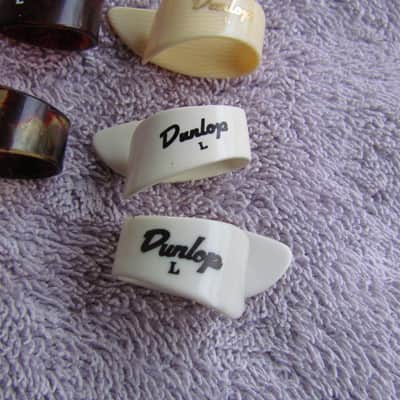 National Dunlop Unlabeled Thumb Picks Lot Of 9 Thumb Picks 1 Is Left Handed 1 Says Dobro Cool! image 2