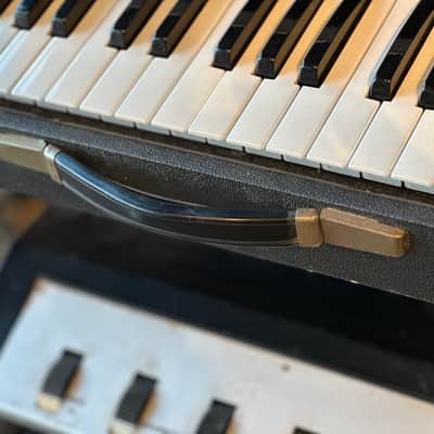 FARFISA VIP 600 with Original Bass Pedal and Stand - RESTORED image 16