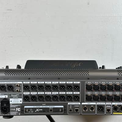 Behringer X32 40-Input 25-Bus Digital Mixing Console image 10