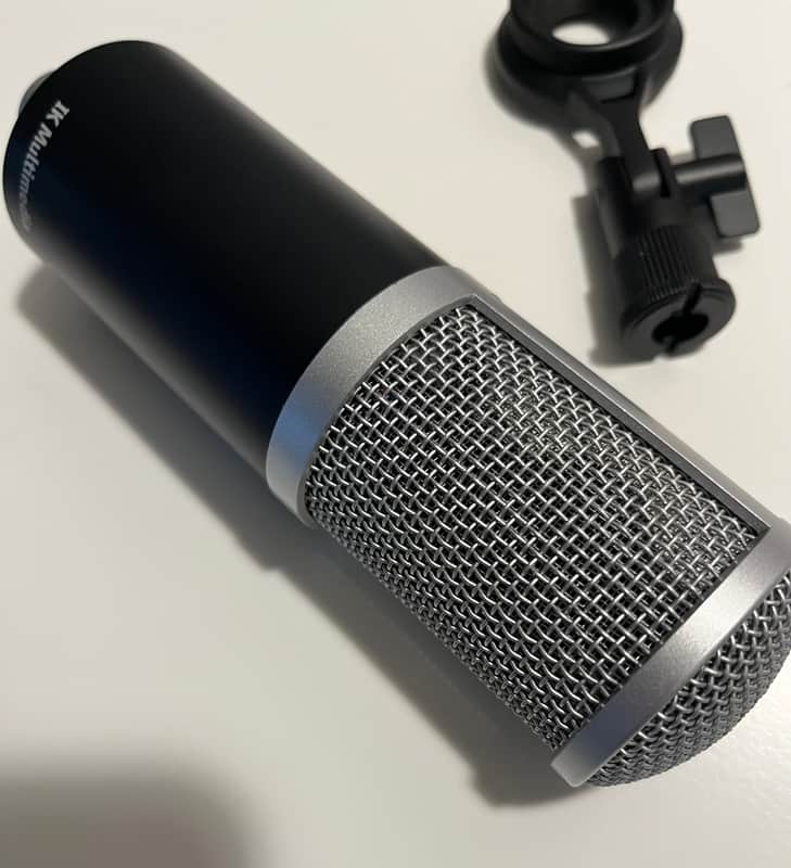 IK Multimedia Condenser Microphone 2015 - Black Silver image 1