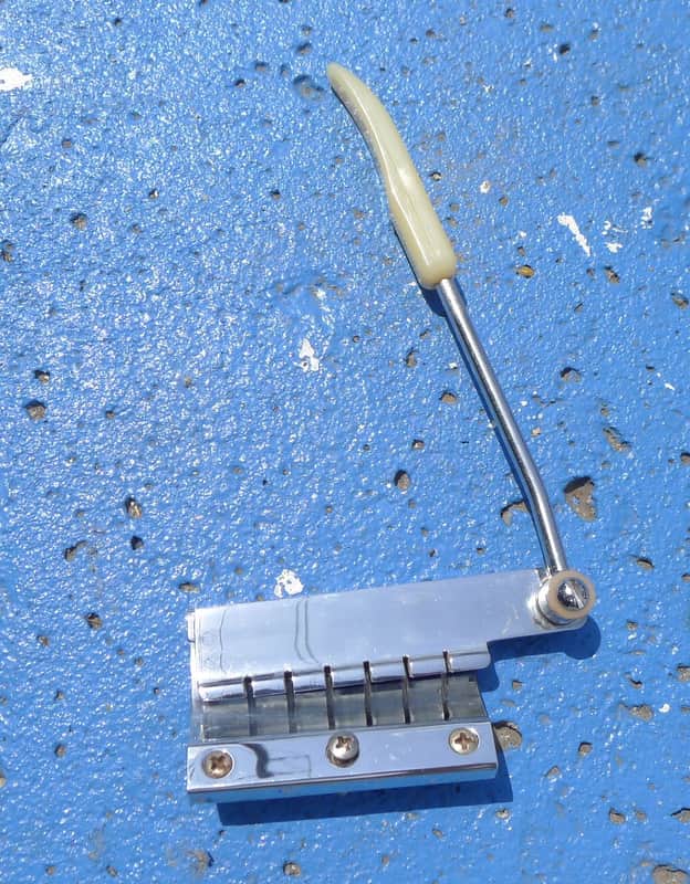 Maestro Gibson short Tremolo 60's vintage tailpiece image 1