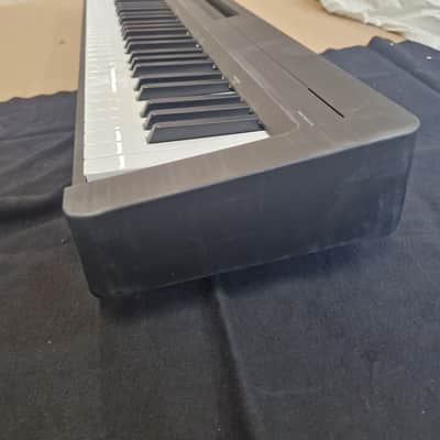 Yamaha P-145 B 2020 - Black image 8
