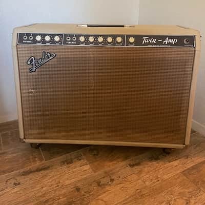 Fender Amplifier 1963 - Blonde image 2