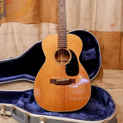Martin 0-18 1972 - Natural image 1