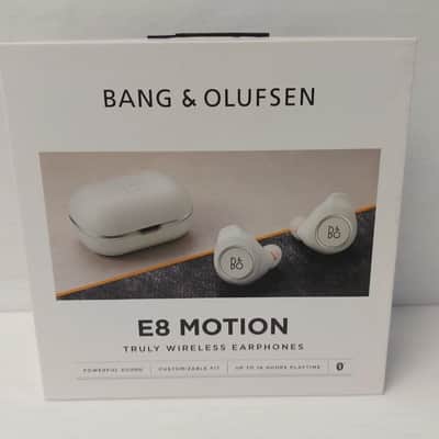 B & O E8 Motion Earbuds image 16