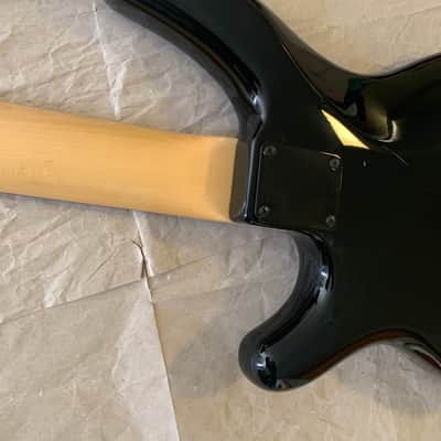 Yamaha Motion Bass MB-40 Redburst MIJ Japan EXcellent Condition 90s 32inch scale electric bass guitar with Gigbag image 15
