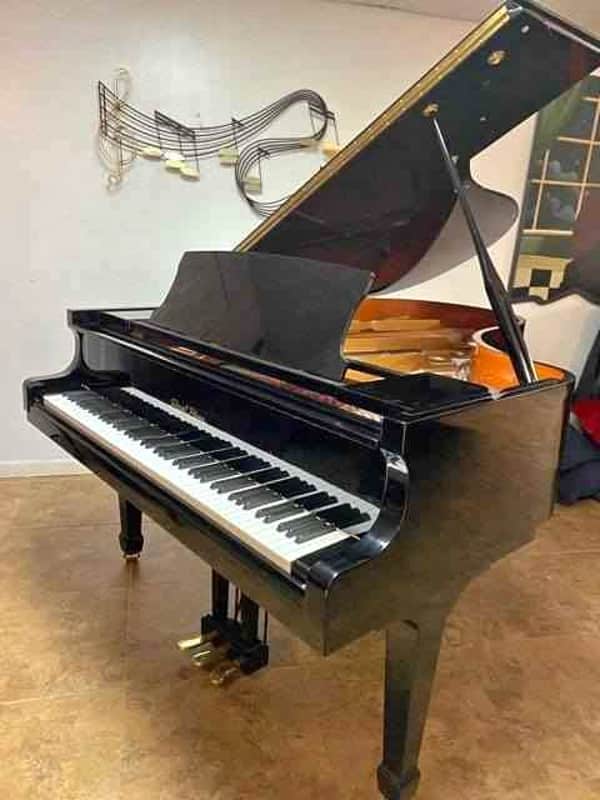 Pearl River 6'3" Grand Piano image 1