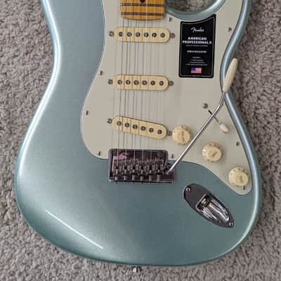Mint Fender American Professional II Stratocaster In Mystic Surf Green with HS Case image 8