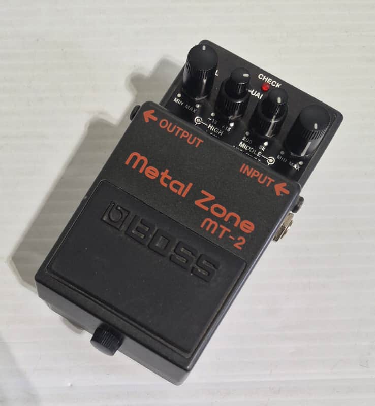 Boss MT-2 Metal Zone (Silver Label) 1991 - Present - Black image 1