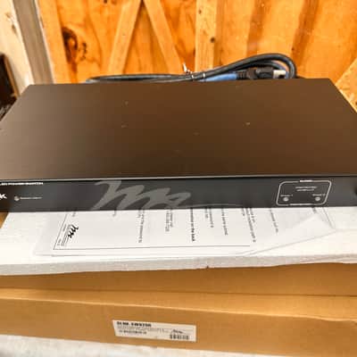 Middle Atlantic RLNK-SW620R 20A Controlled Monitored Power Switch NEW Open Box image 1