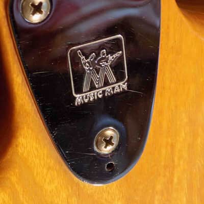 Music Man Sabre II with Maple Fretboard 1978 - 1980 - Natural Gloss image 4