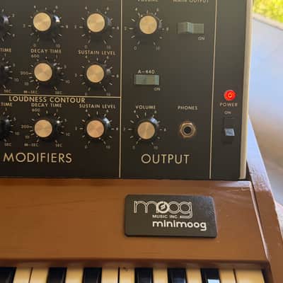 Moog 1975 Mini Moog Model D — Original Vintage — Serial #7796 1975 - wood image 14