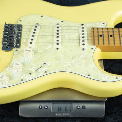 Fender Deluxe Roadhouse Strat Vintage White 2014 ~ Secondhand image 6